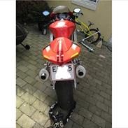 Aprilia RSV 1000 RR