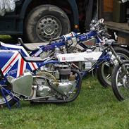 Triumph Dragracing