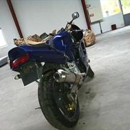 Suzuki Gsx R750