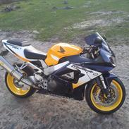 Honda cbr929rr