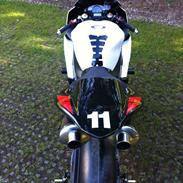 Yamaha YZF-R1