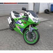 Kawasaki Ninja Zxr 400