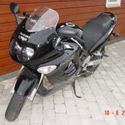 Suzuki GSX 750 F