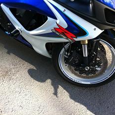 Suzuki GSXR 600 K7