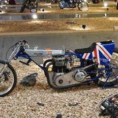 Triumph Dragracing