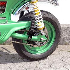 Honda                                        DAX