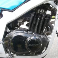 Suzuki GS 500E ( solgt )
