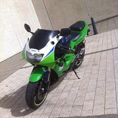 Kawasaki ZXR 400