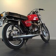 Suzuki T350 Rebel