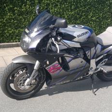 Suzuki GSXR 750 "