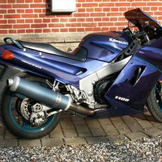 Kawasaki ZZR 1100