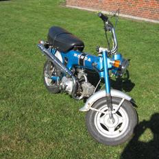 Honda Dax ST 70