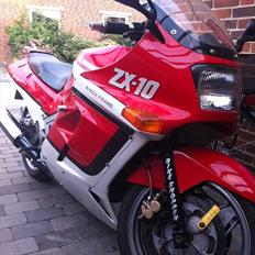Kawasaki zx 10