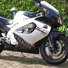 Yamaha YZF1000R Thunderace