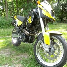 KTM Duke 620 LC4