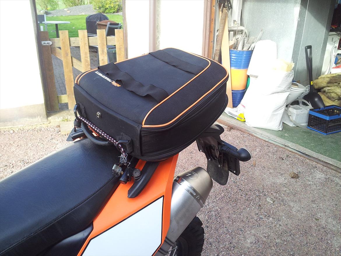 KTM 690 Enduro R - Sw motech holder.
KTM Taske. billede 10