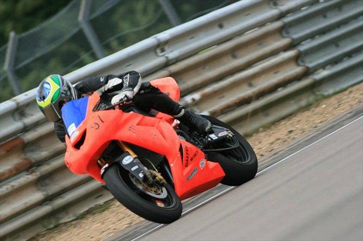 Kawasaki ZX10R billede 3