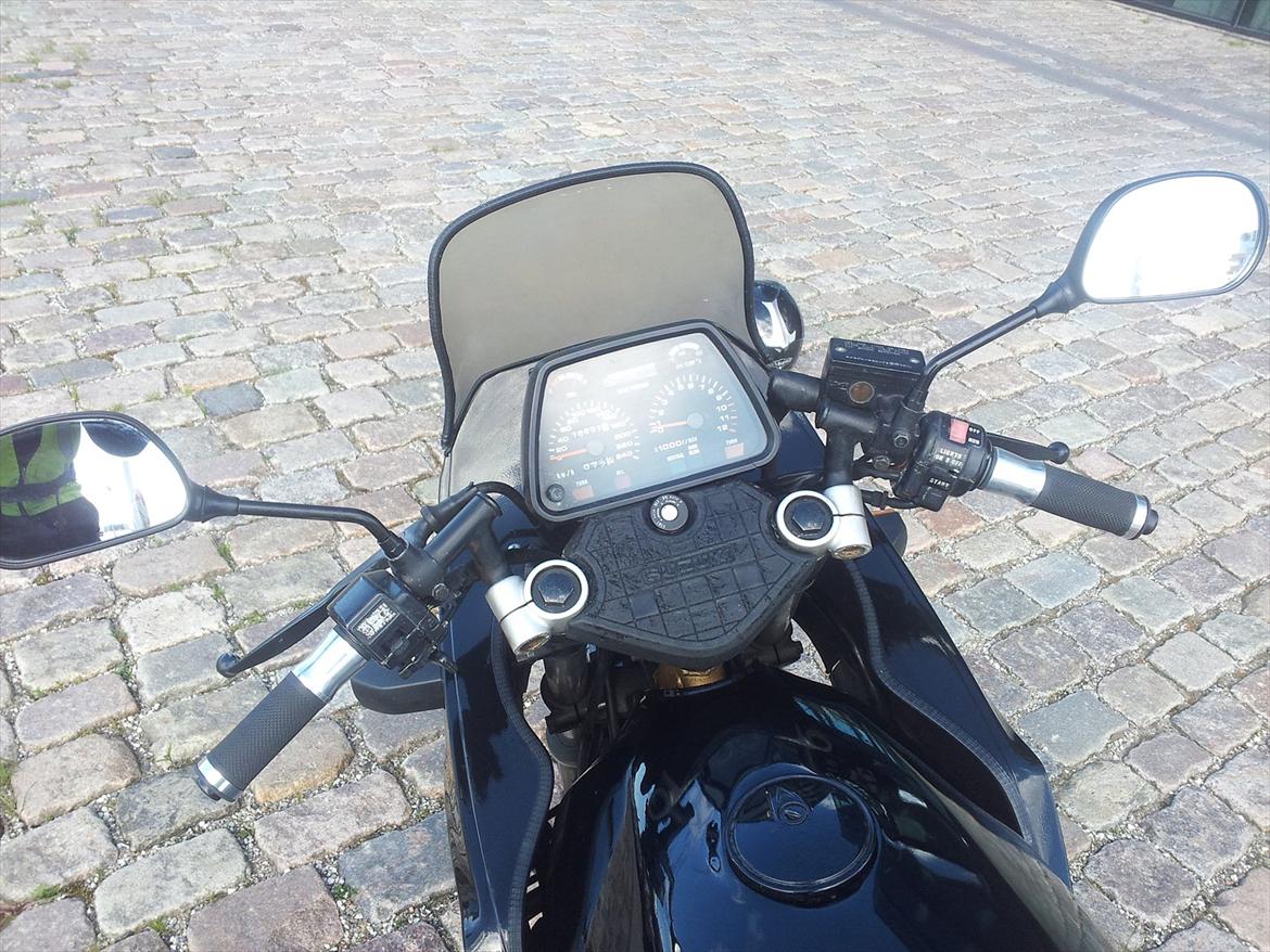 Suzuki GSX 750 ES Solgt billede 12