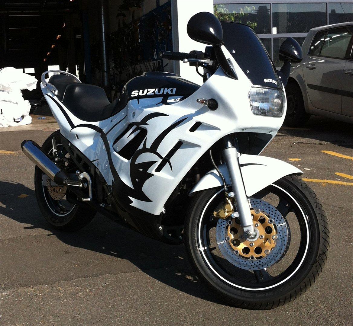 Suzuki GSX 600 F (SOLGT) billede 1