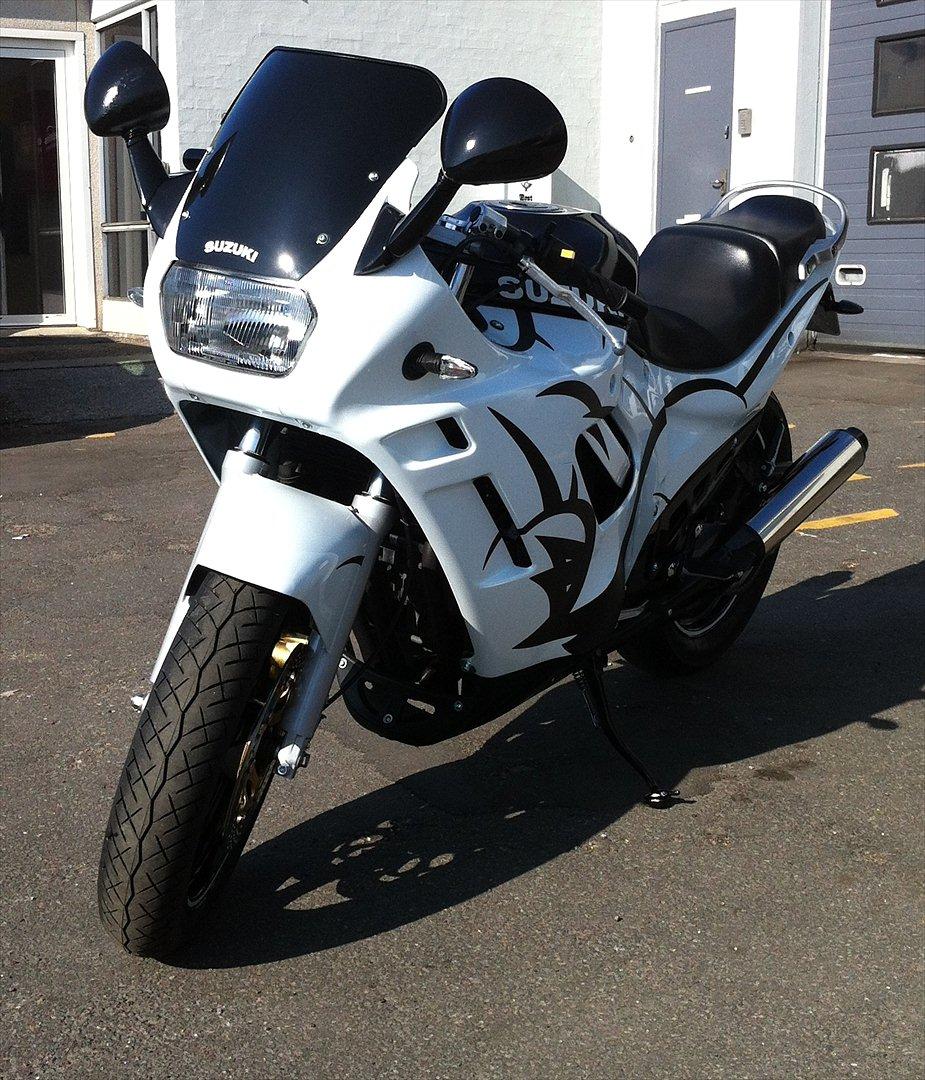 Suzuki GSX 600 F (SOLGT) billede 2