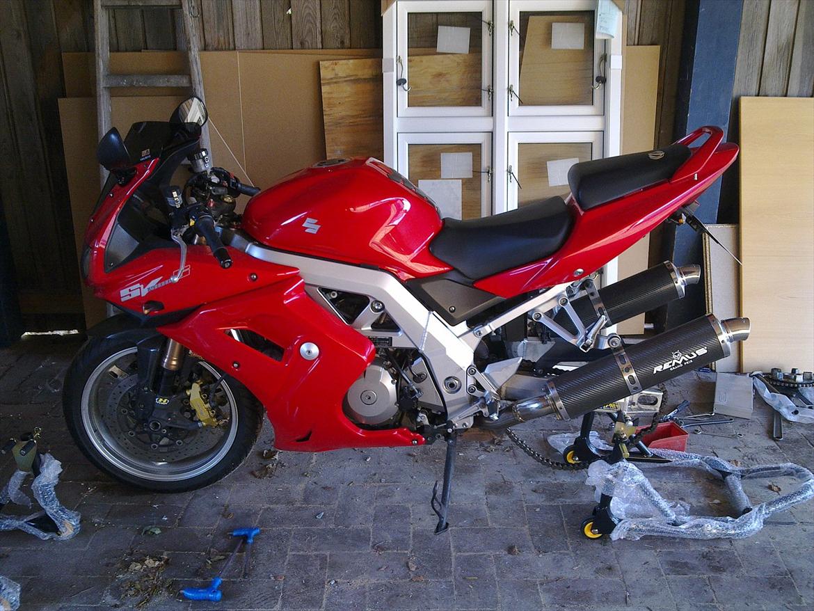 Suzuki SV 1000 SOLGT - 2012 Billeder billede 16