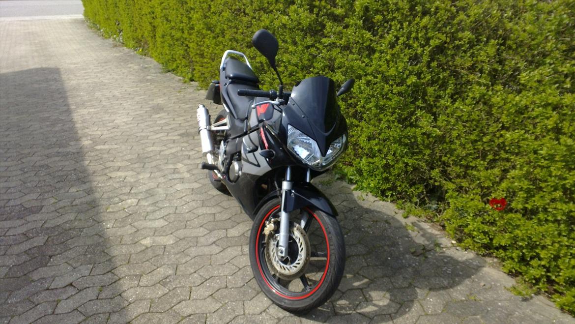 Honda CBR 125R billede 3