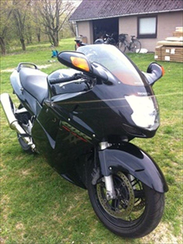 Honda CBR 1100 XX Super Blackbird billede 2