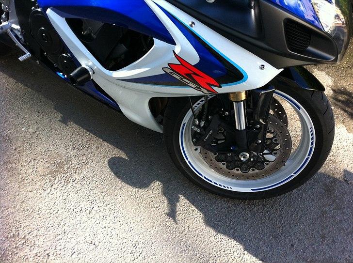 Suzuki GSXR 600 K7 billede 2