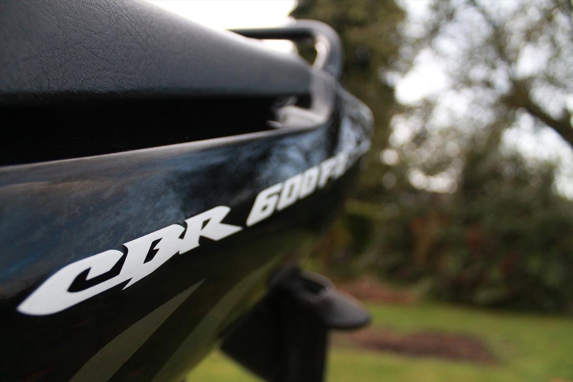 Honda cbr 600 f2 billede 8