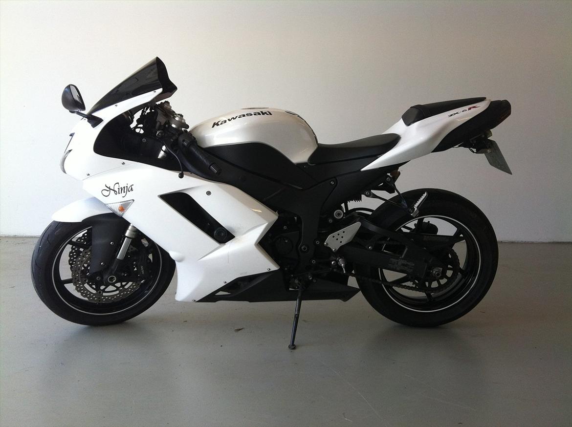 Kawasaki ZX6R billede 6