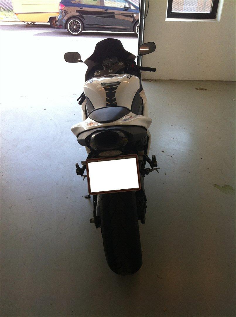 Kawasaki ZX6R billede 7