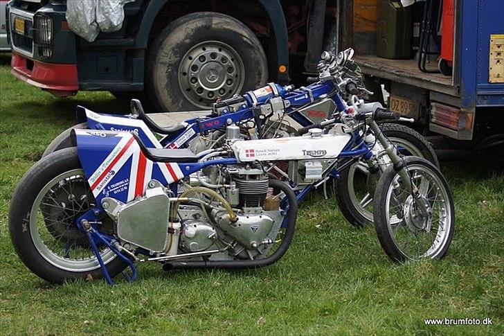 Triumph Dragracing billede 5