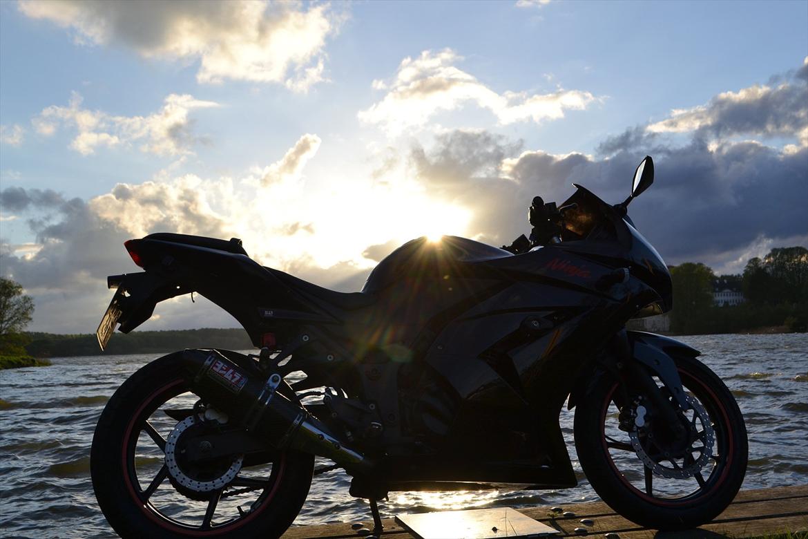 Kawasaki Ninja 250 R billede 4