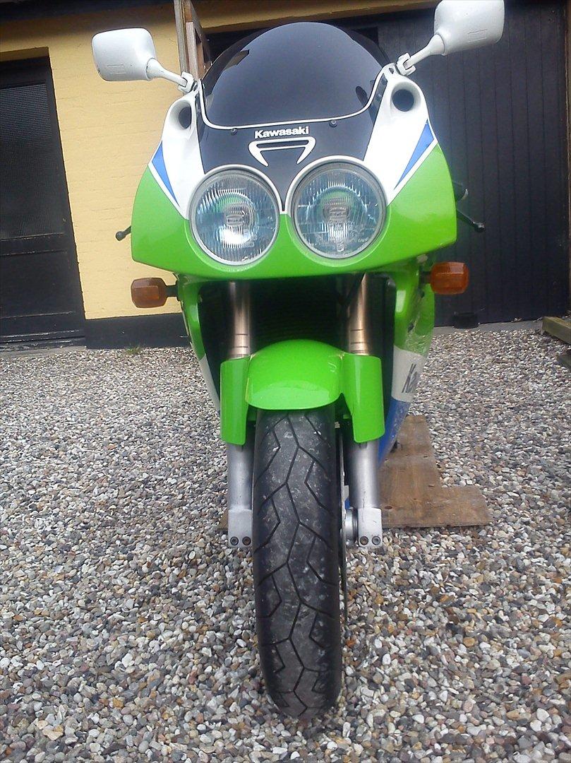 Kawasaki ZXR750R billede 5