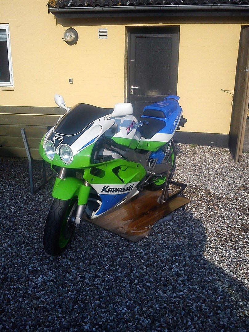 Kawasaki ZXR750R billede 7