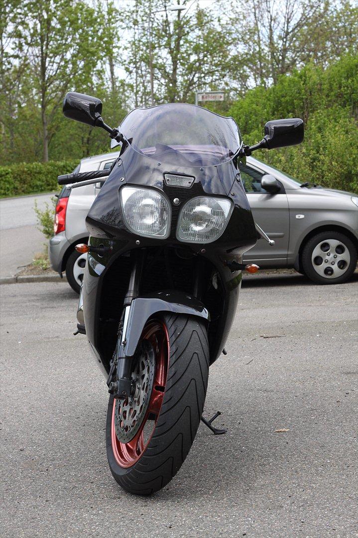 Yamaha YZF 750 R *Solgt* billede 7