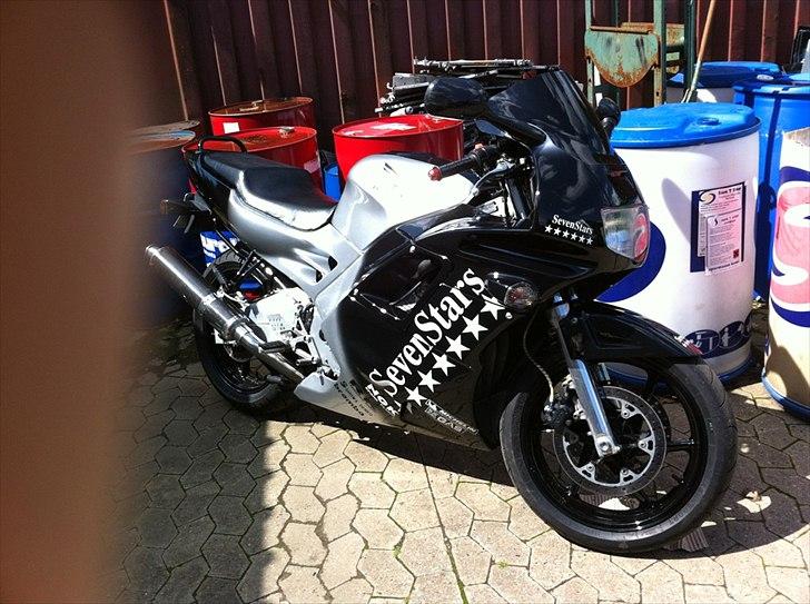 Honda CBR 600 F2 - som den ser ud nu billede 6