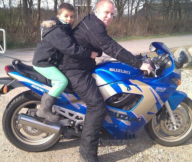 Suzuki gsx 600 f billede 3