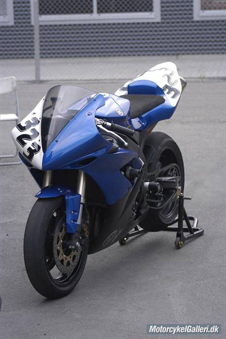 Yamaha YZF-R1 billede 8
