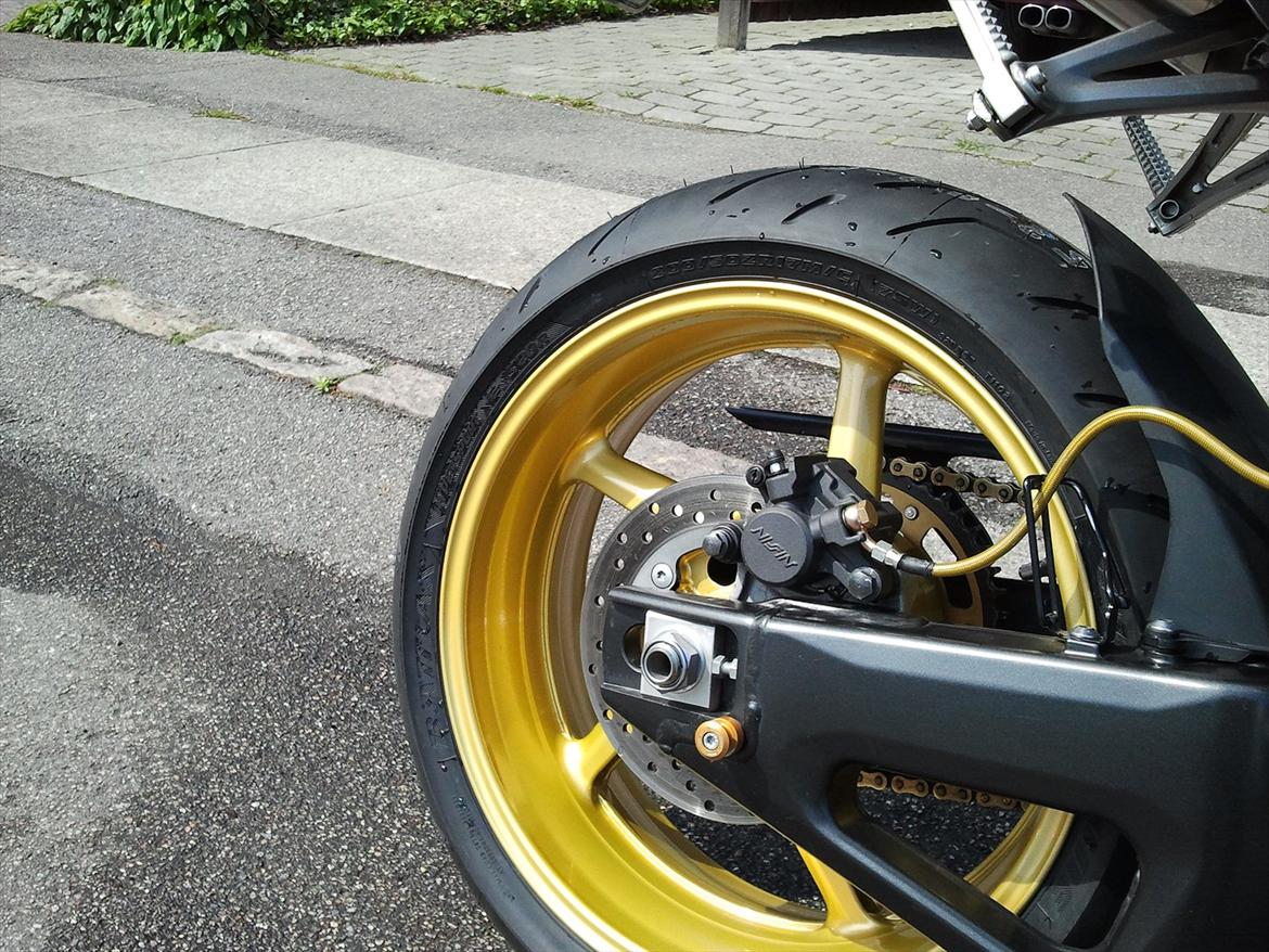 Yamaha R1 -RN19 (SOLGT) - Bridgestone Hypersport S-20 billede 19