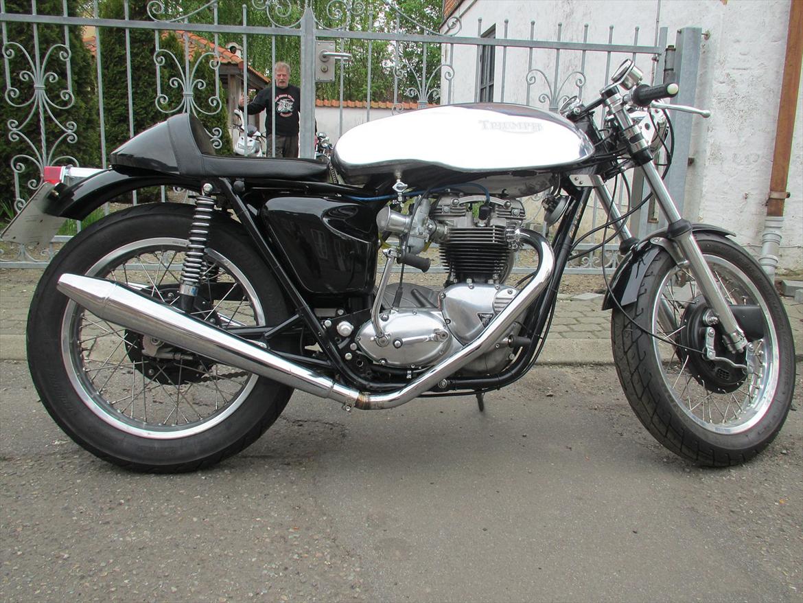 Triumph Bonneville T120R / Cafe Racer (SOLGT) - opgraderet 2012
 billede 5