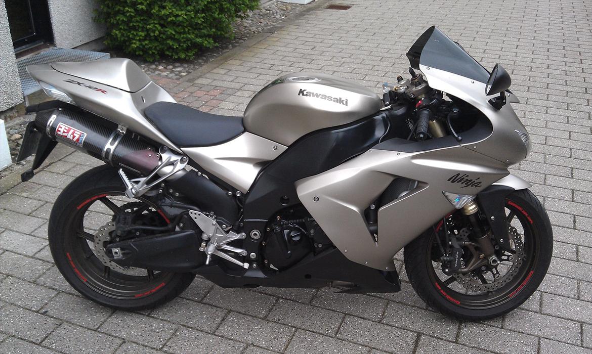 Kawasaki ZX10R billede 1