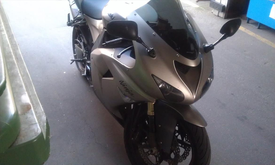Kawasaki ZX10R billede 7