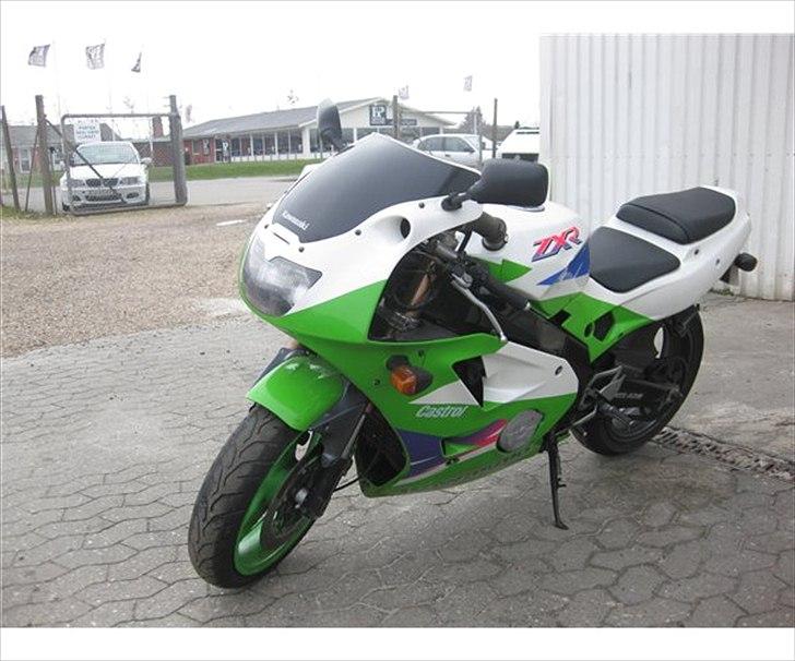 Kawasaki Ninja Zxr 400 billede 4