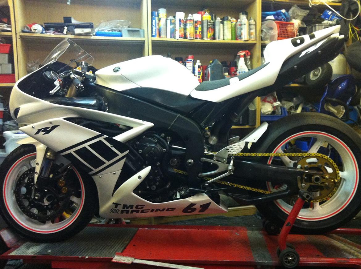 Yamaha R1 - Så er vi der næsten ^^
 billede 20