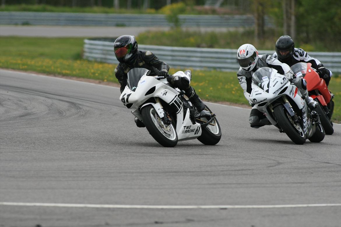 Yamaha R1 - Mantorp Park  17-20 Maj billede 11