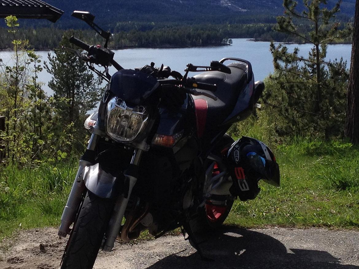 Suzuki GSR 600 A billede 4
