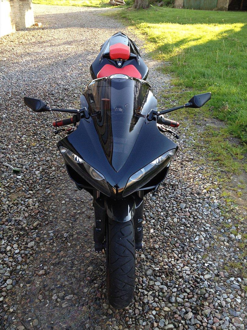 Yamaha YZF R1 billede 4