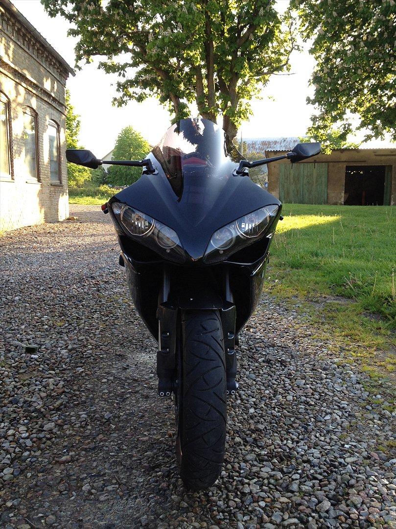 Yamaha YZF R1 billede 17