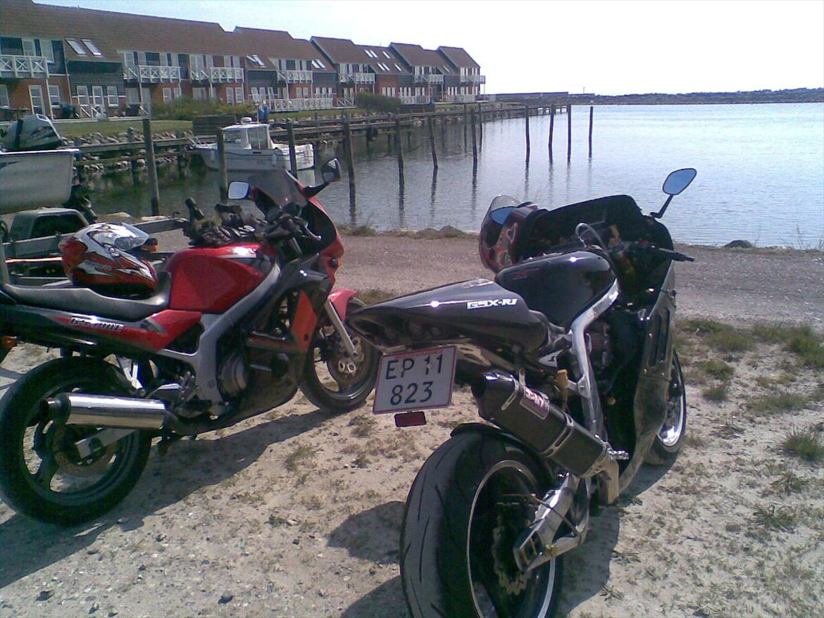 Suzuki GS 500 E (solgt) - Ved Klintholm havn... billede 11